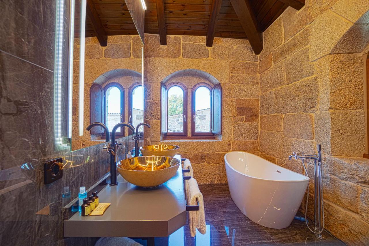 Hotel As Torres Da Hermida モンテローソ エクステリア 写真